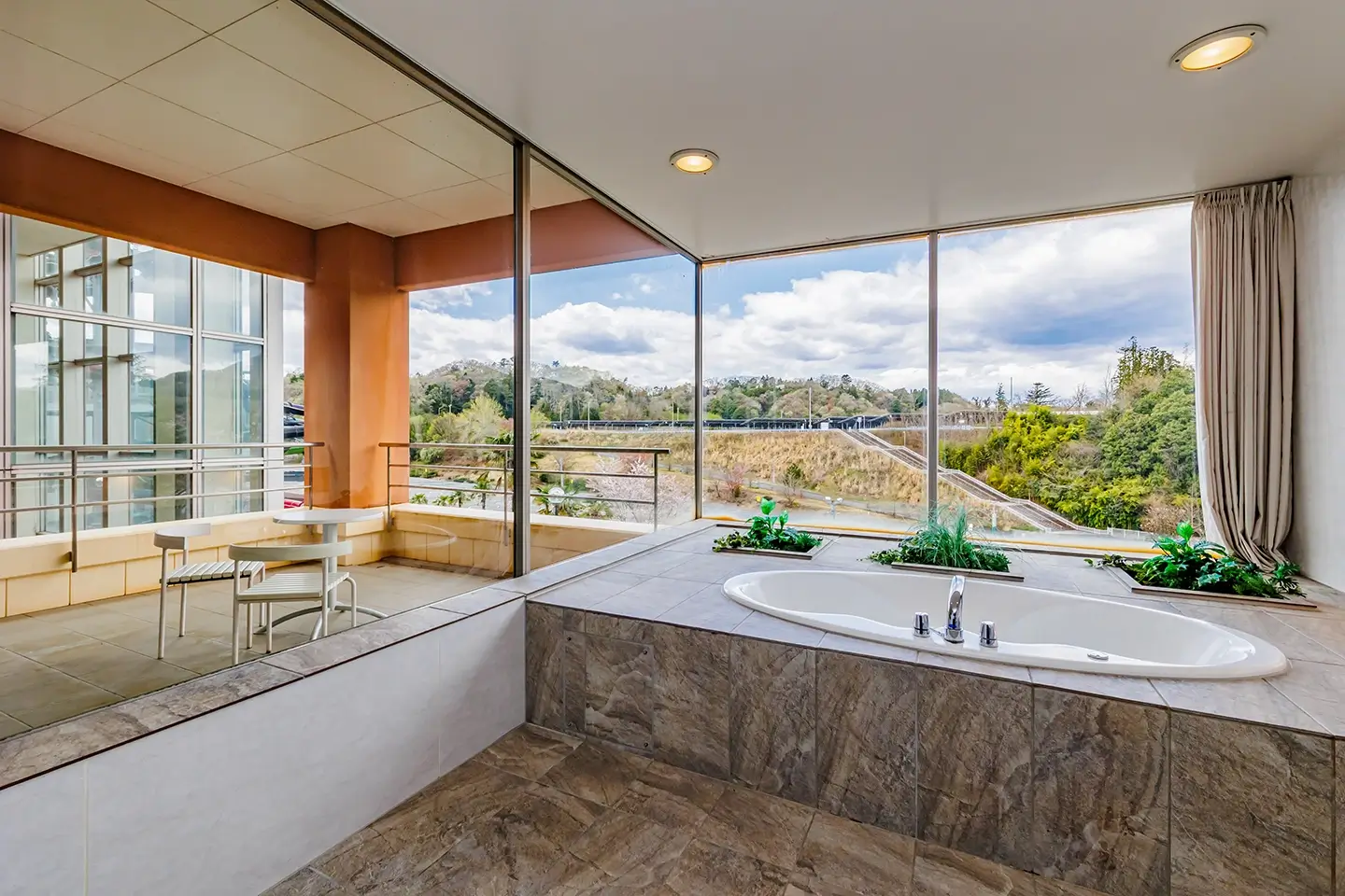 スイートキャビンのお部屋の画像