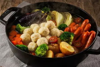 川俣シャモのつみれとチョリソーのポトフ